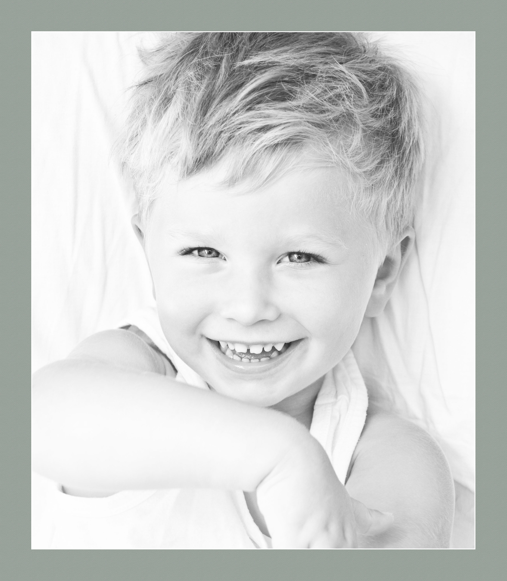 ArtToFrames Custom Green Silverpine Picture Photo Frame Mat Matting Board LG - Picture 151 of 157